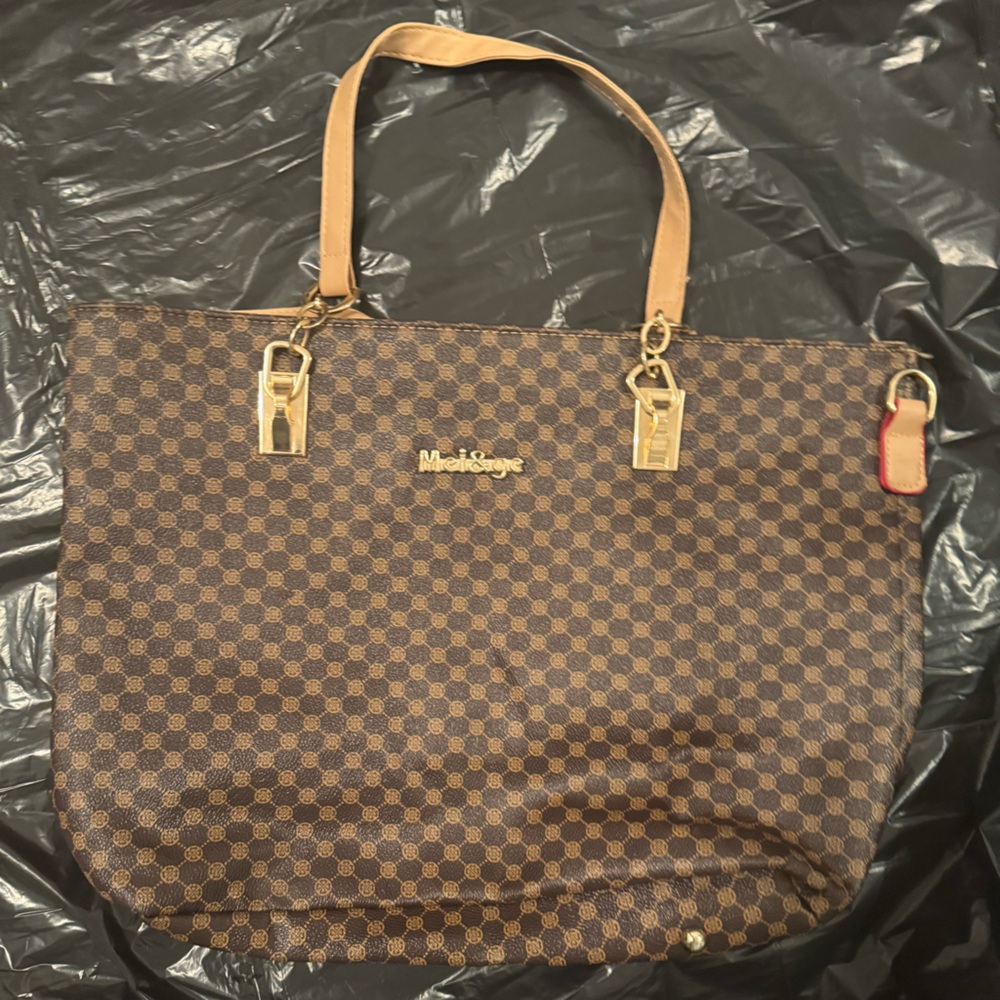 Mei & ge  Elegant Brown Checkered Tote